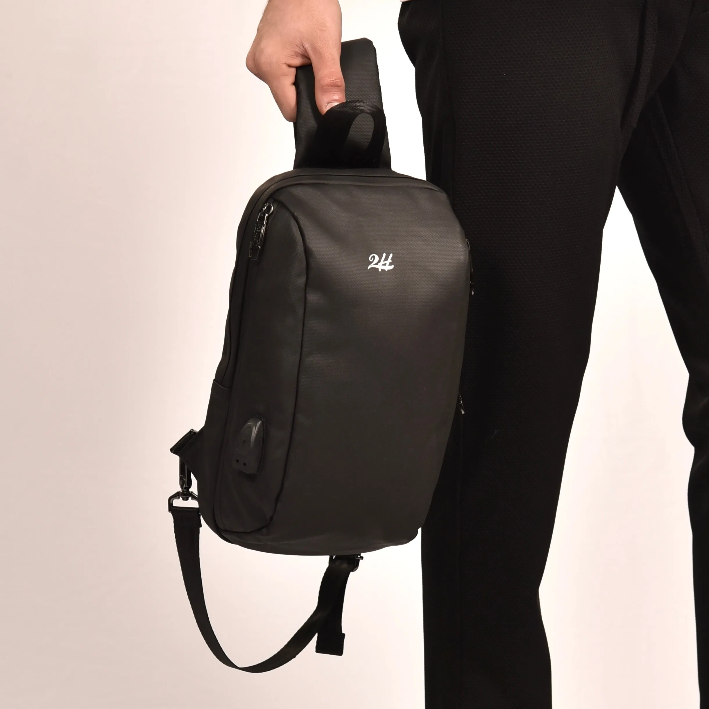 2H Black Chest Shoulder Bag