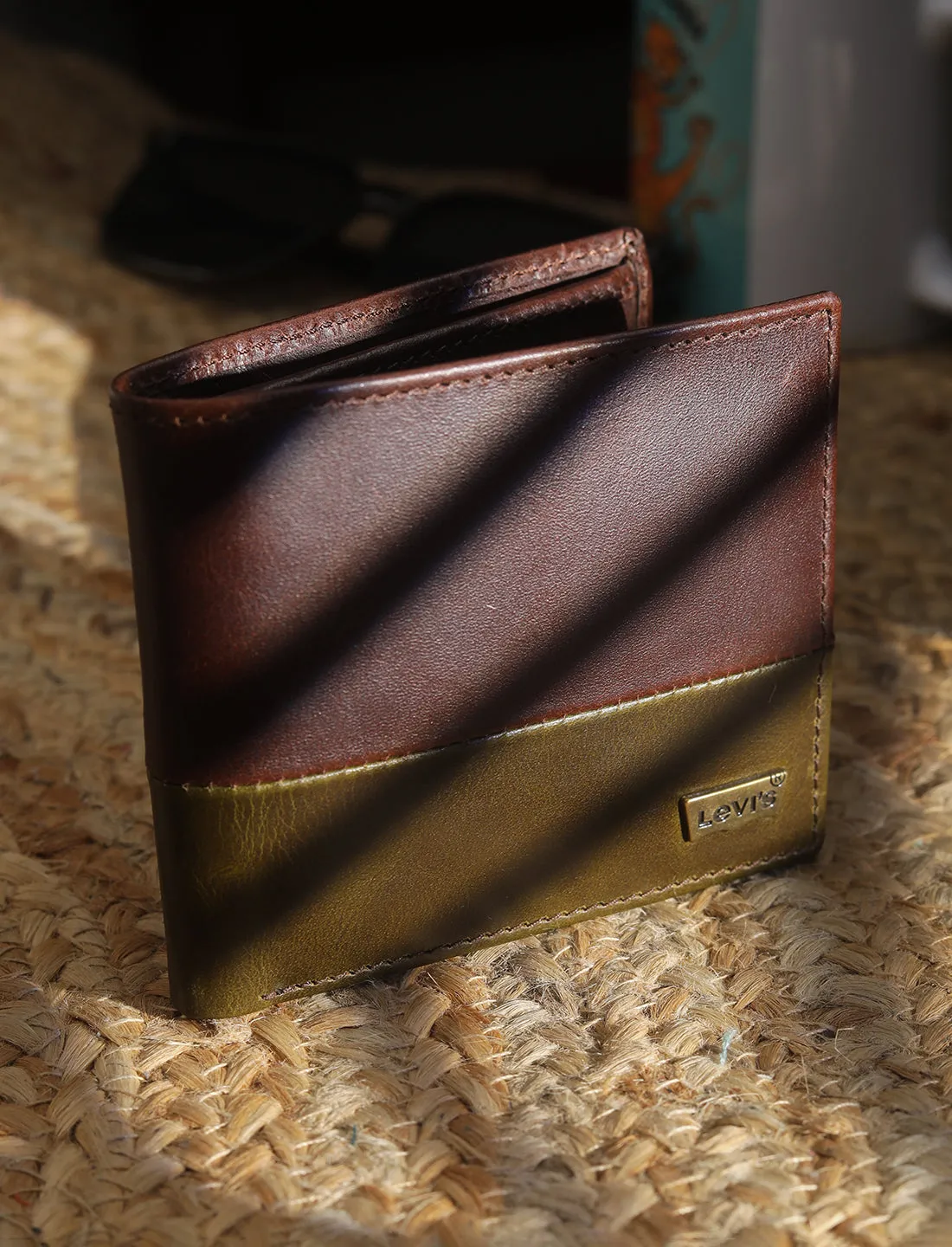 Men's Brown Colorblock Bi-Fold Wallet