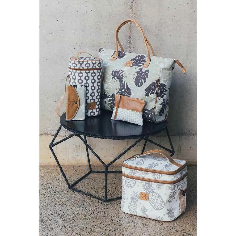 Thandana Ladies Laminated Fabric Purse